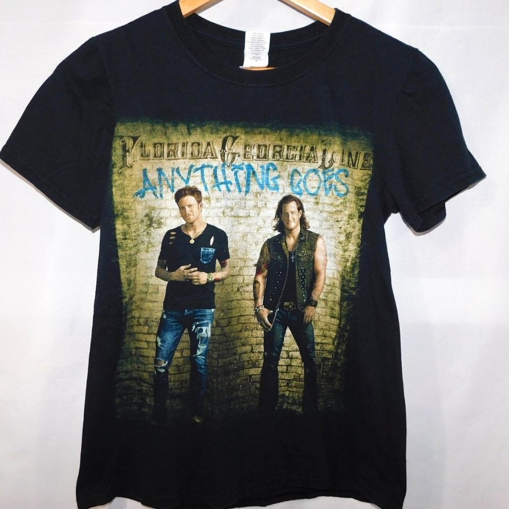 Florida Georgia Line Anything Goes Concert Tour Graphic Shirt Womens S